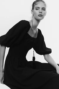 Robe à taille smockée