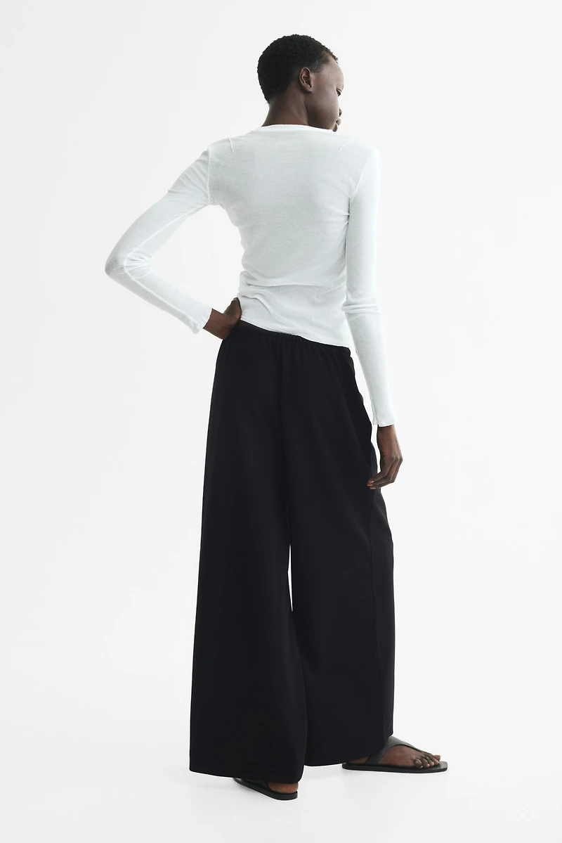 Pleated Drawstring Pants