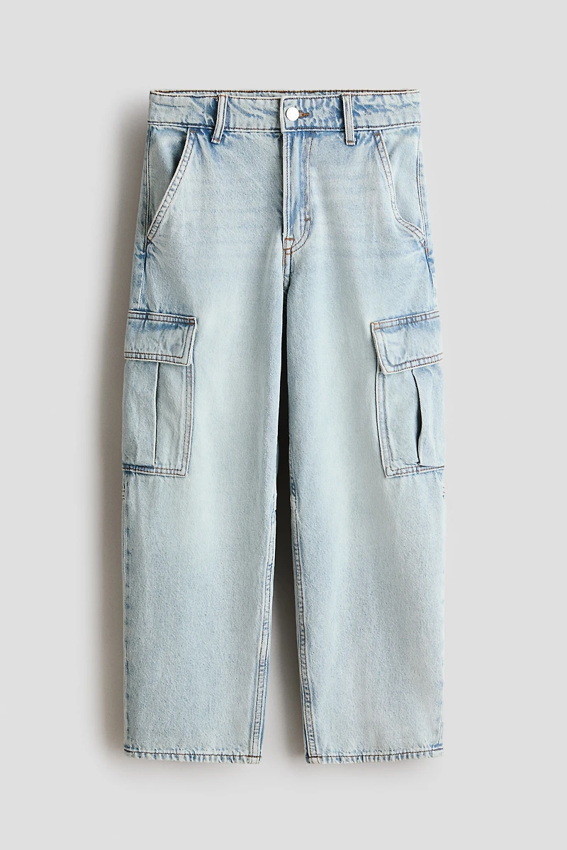 Baggy-Fit Cargo Jeans