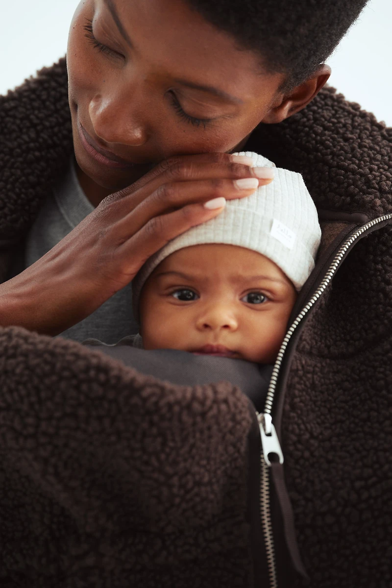 MAMA Before & After Babywearing Teddy Fleece Vest