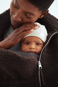 MAMA Before & After Babywearing Teddy Fleece Vest