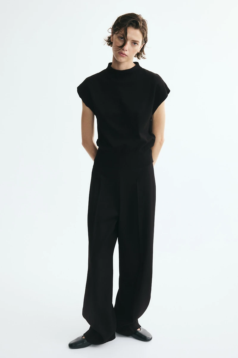 Cap-Sleeved Fine-Knit Top