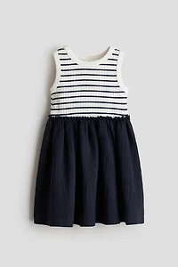 Robe avec jupe en mousseline