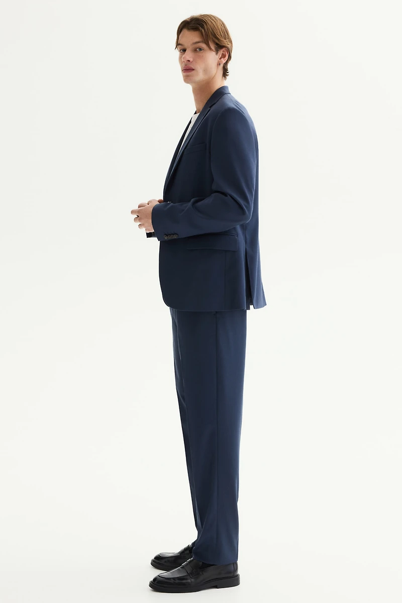 Pantalon d'habit près du corps