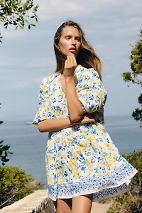 Robe avec ceinture à nouer