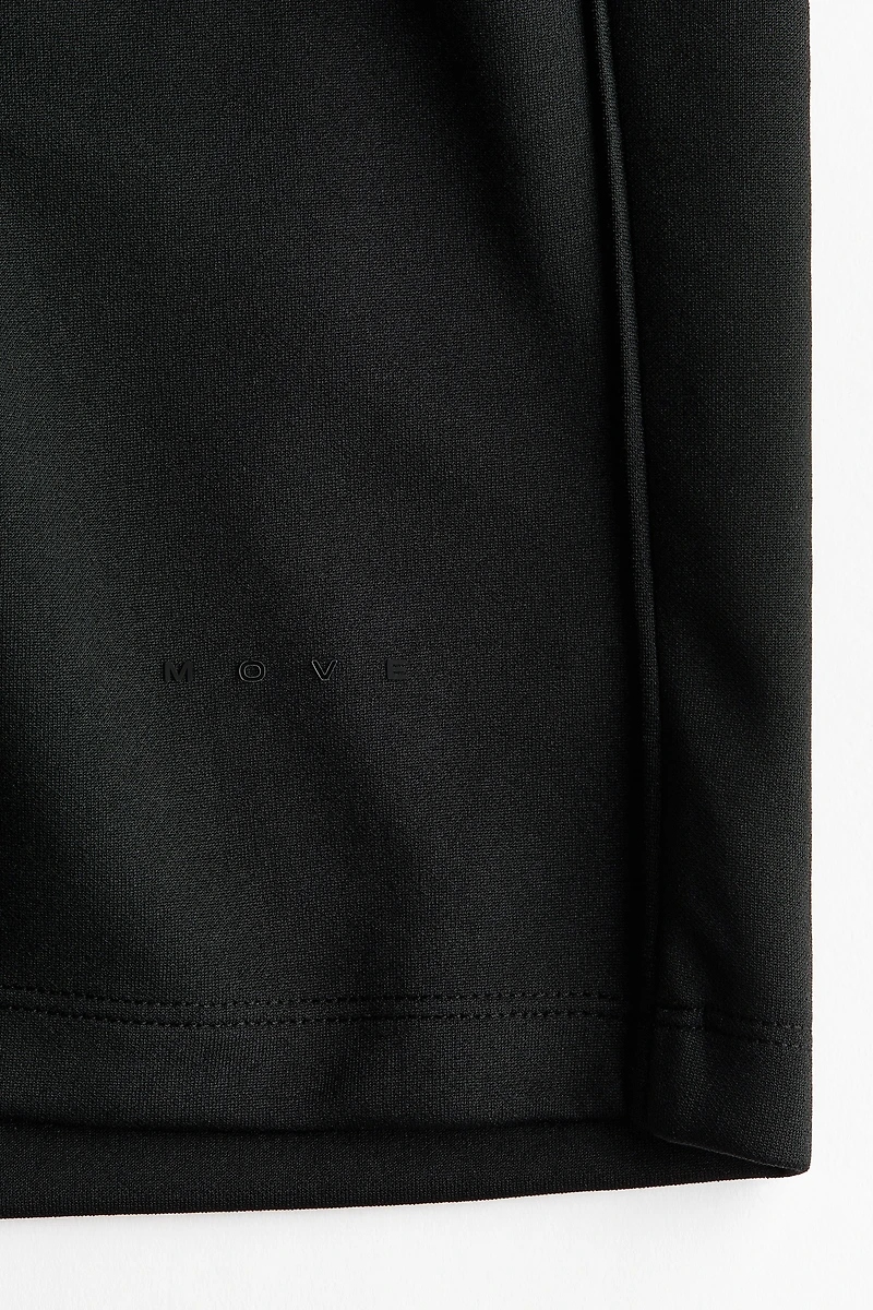 Regular-Fit Sports Shorts with DryMove™
