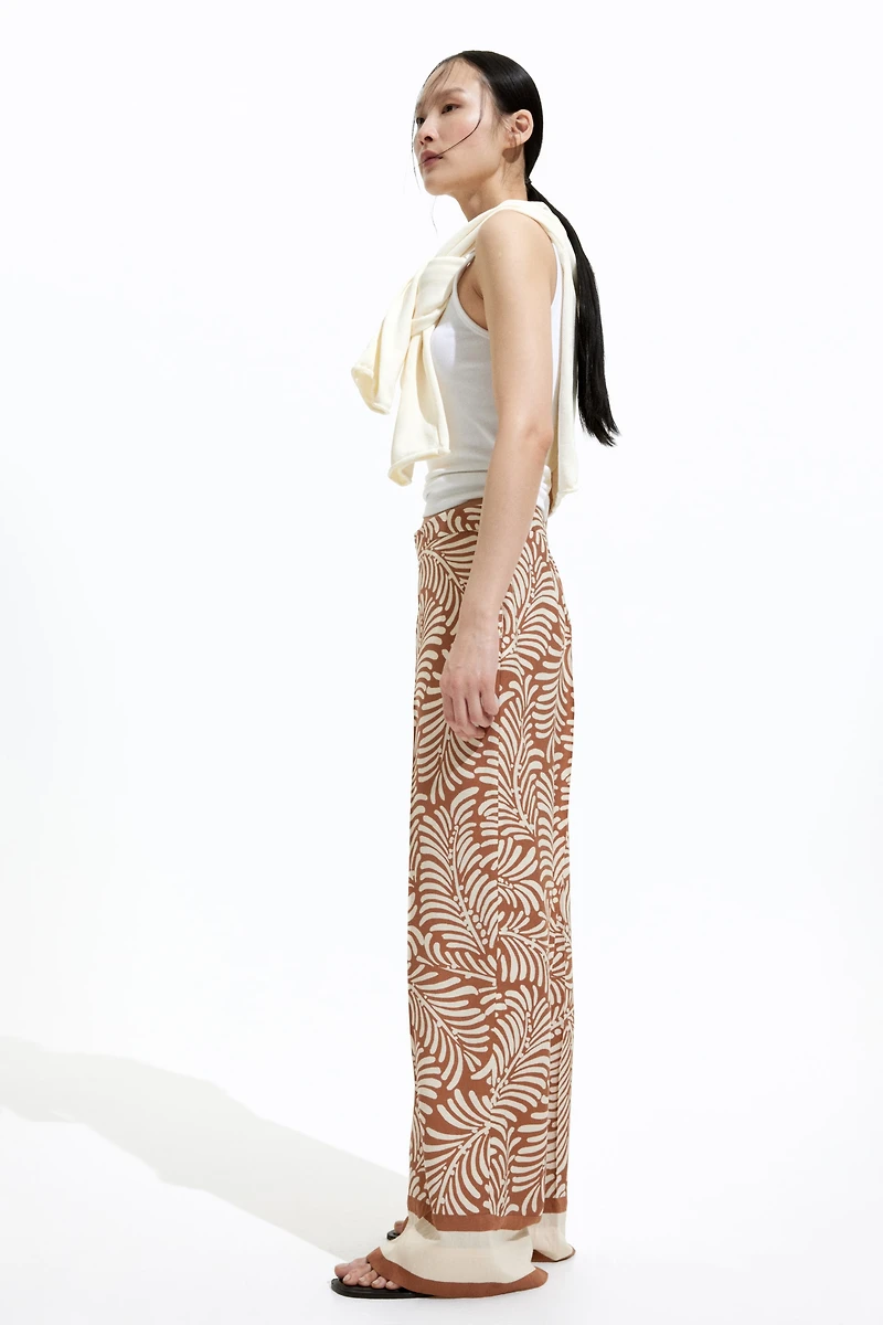 Wide-Leg Pants