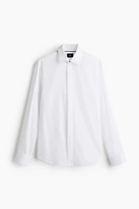 Chemise de d'habit près du corps