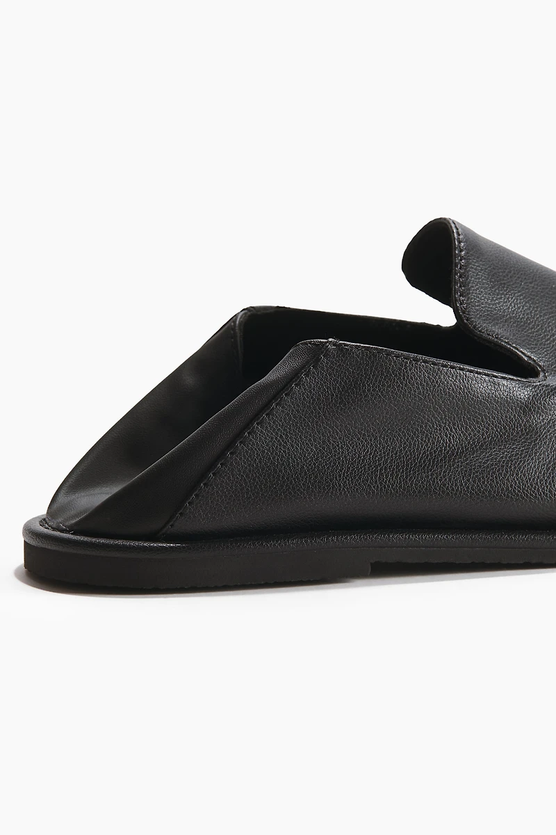 Slipper loafers