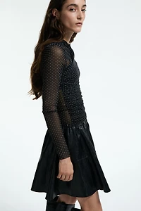 Haut en voile plumetis