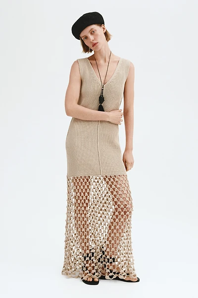 Robe en tricot côtelé avec liens à nouer