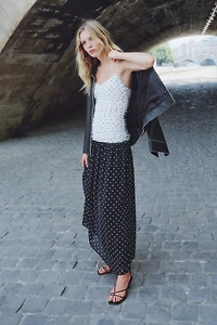 Robe froncée à bretelles fines