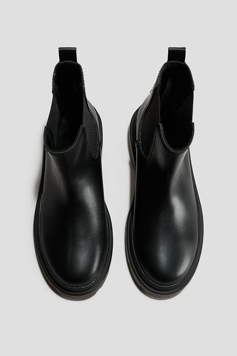 Chelsea Boots