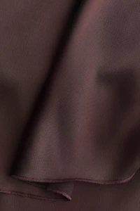 Robe en jersey romanite avec jupe satin