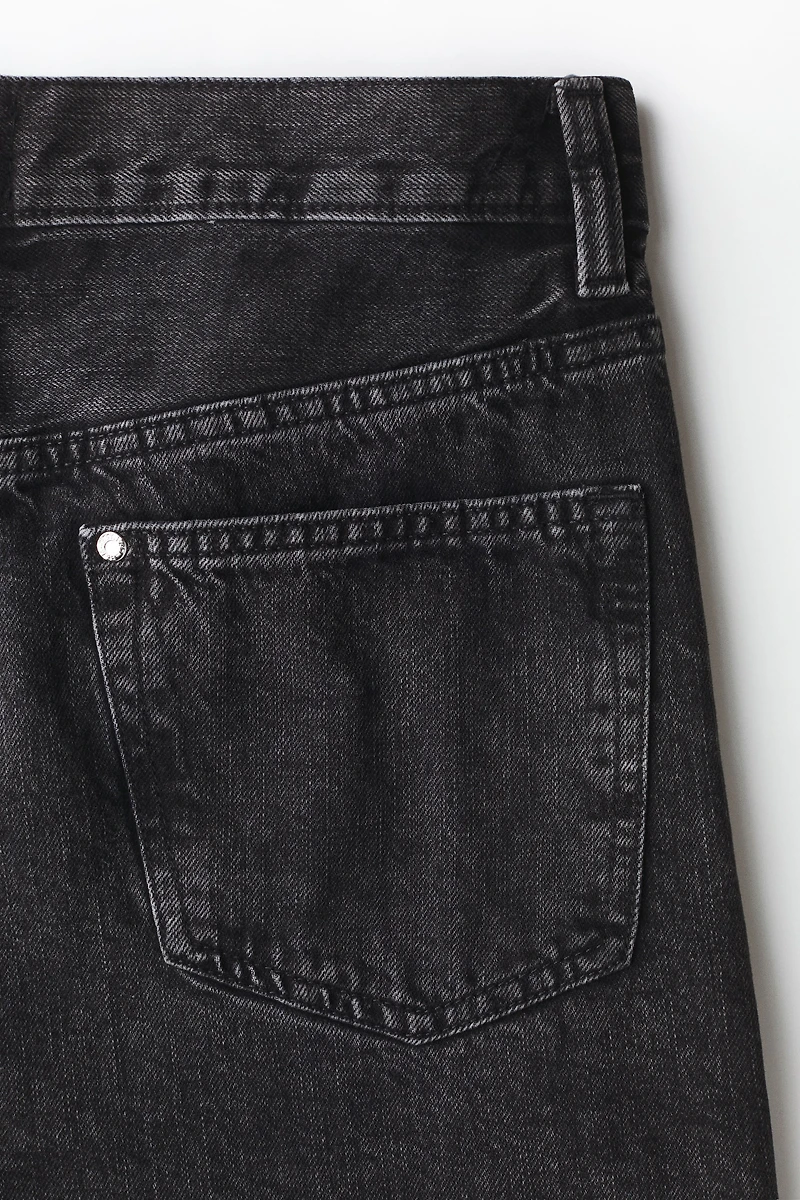 Loose-Fit Straight Twisted-Leg Jeans