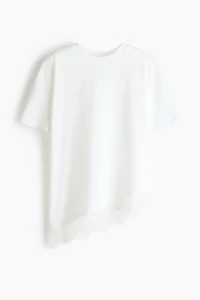 T-shirt asymétrique avec dentelle