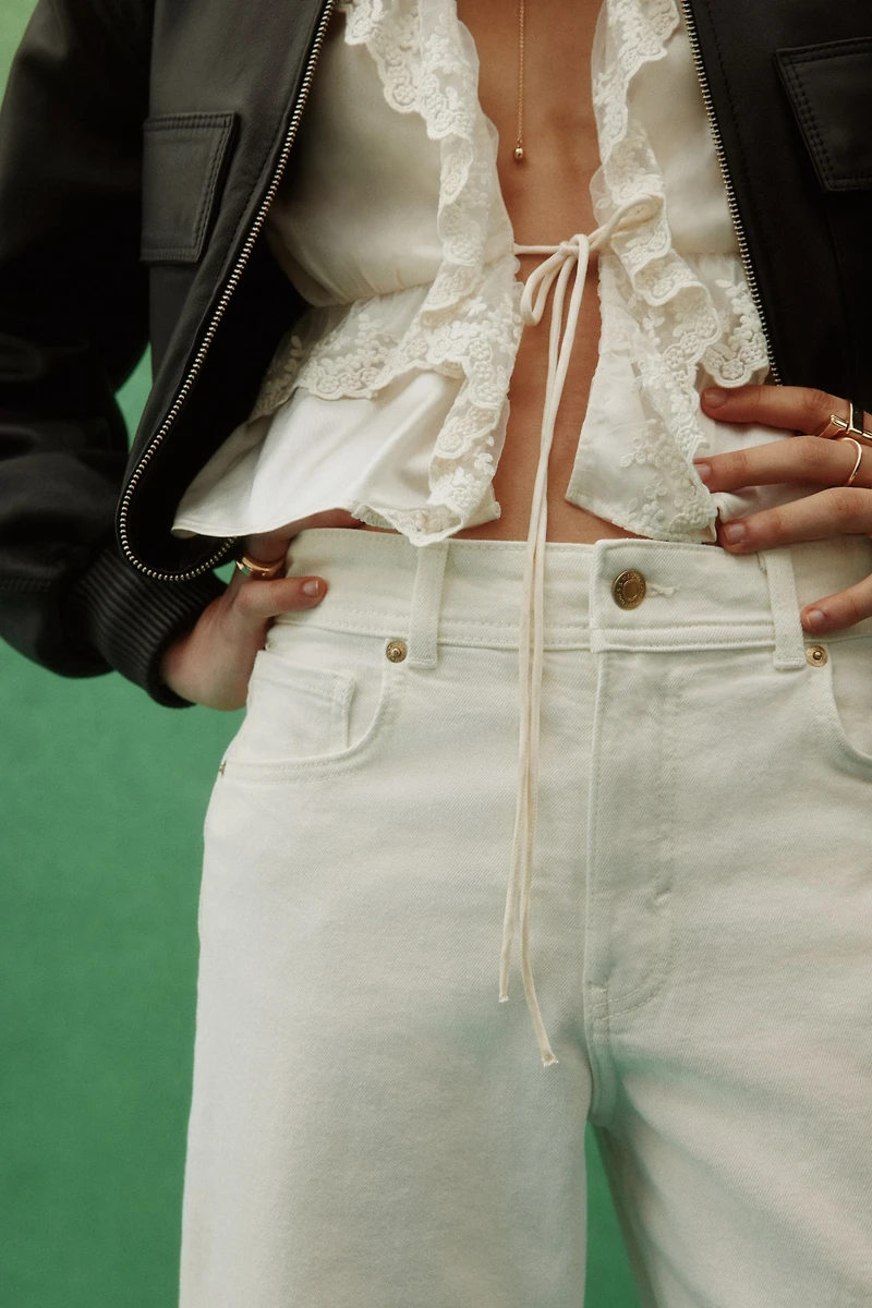 Jean ample à la cheville taille haute