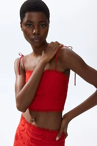 Haut en coton avec broderie anglaise