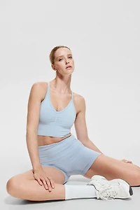 Seamless Medium-Support Sports Bra with DryMove™