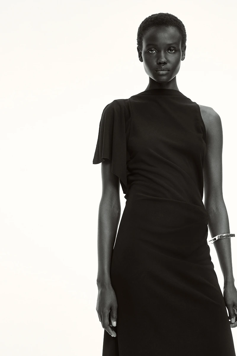 Robe asymétrique en jersey point de Rome