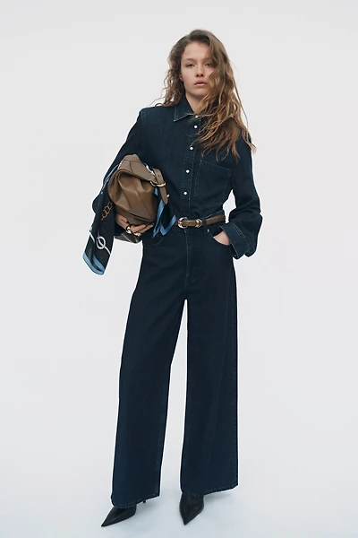 Chemise en denim avec épaulettes