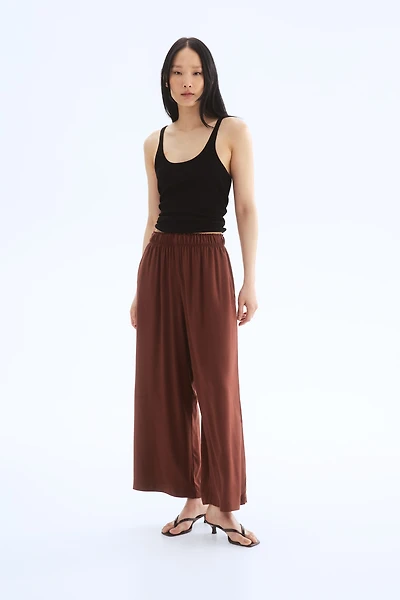 Pantalon court à taille élastique