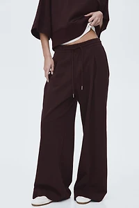 Pleat-Detail Drawstring Pants