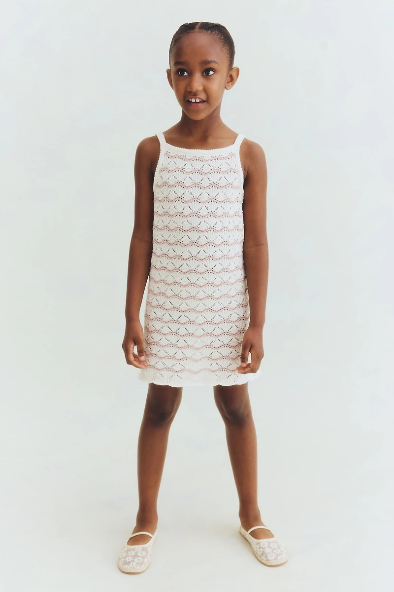 Robe d'aspect crocheté à bretelles fines
