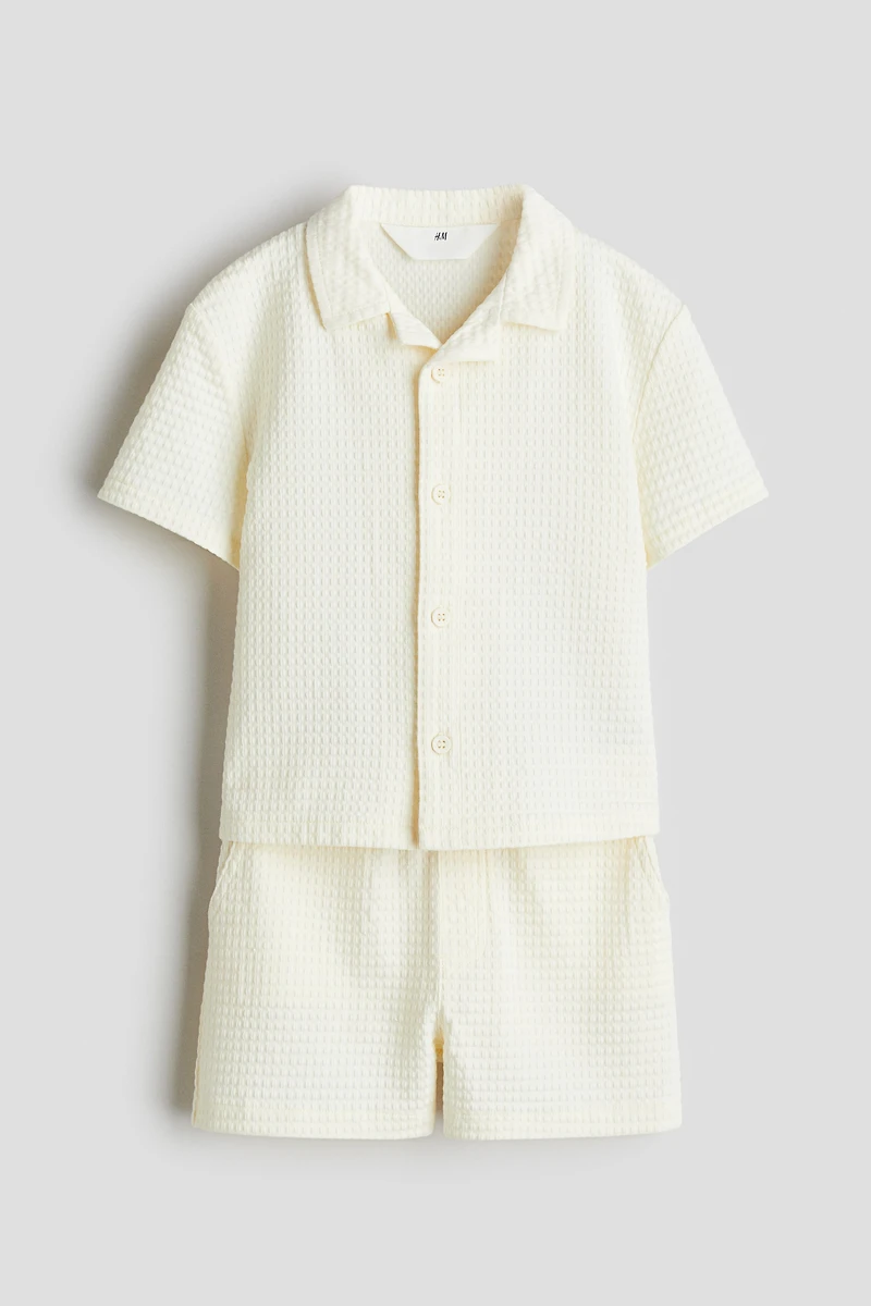 2-Piece Shirt and Shorts Set