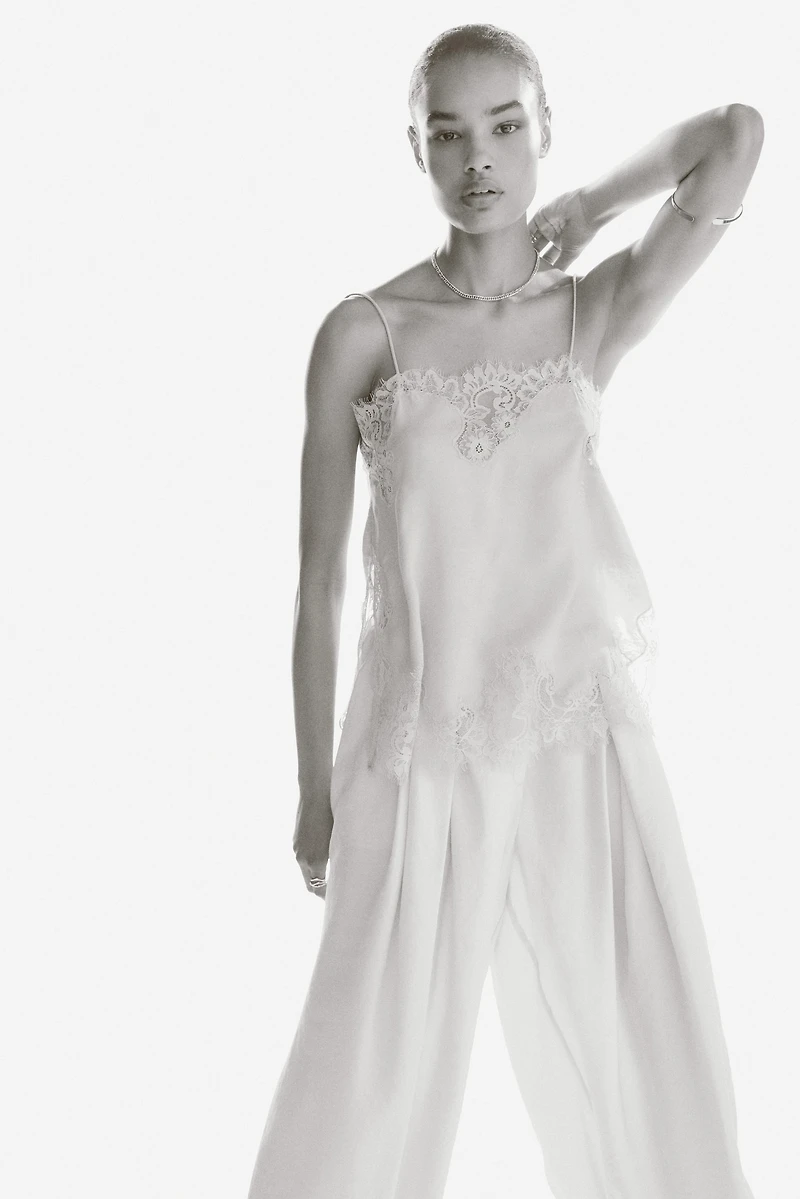 Haut en tissu jacquard avec dentelle