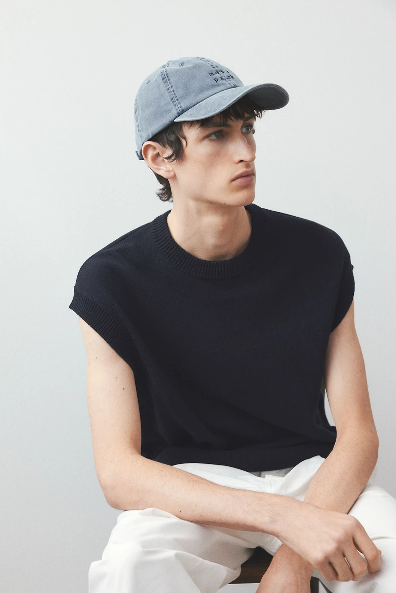 Regular-Fit Sweater Vest