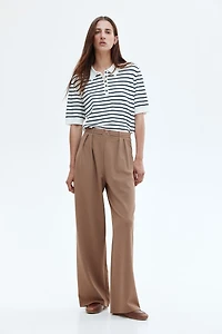 Pantalon de tailleur avec boucle