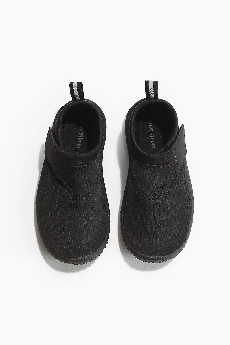 Chaussures de natation antidérapantes