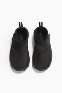 Chaussures de natation antidérapantes