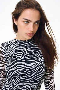 Robe imprimée avec liens à nouer au dos