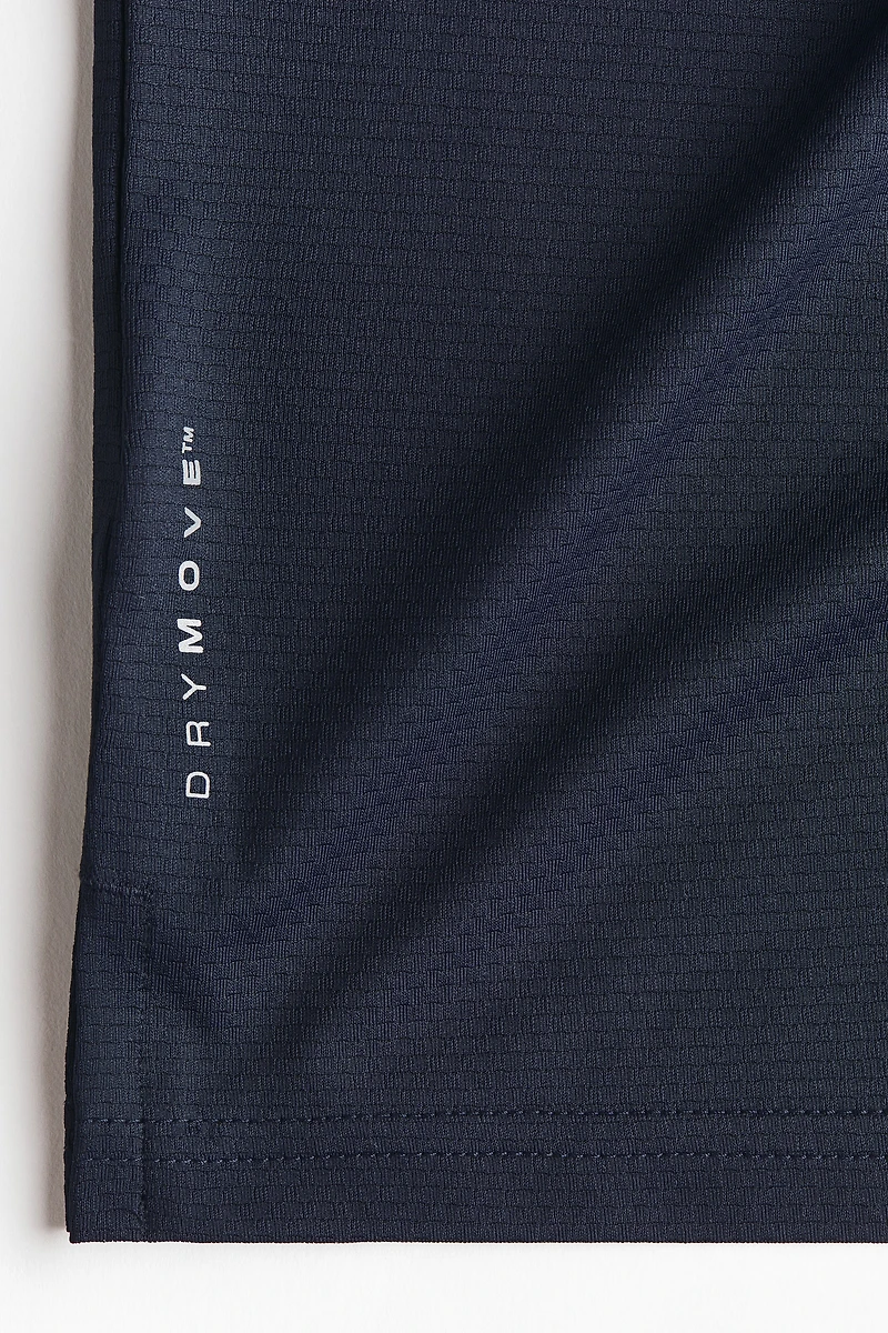 Muscle-Fit Sports Shirt with DryMove™