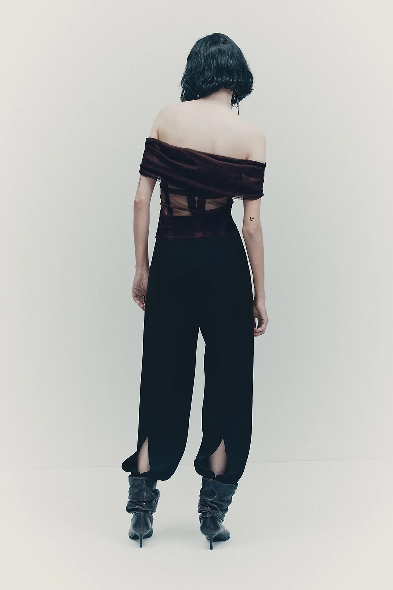 Haut en voile à épaules dénudées