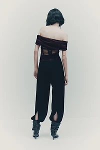 Haut en voile à épaules dénudées