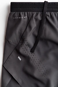 Short de course court et léger​