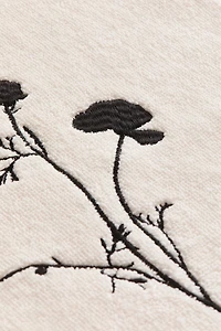 2-Pack Embroidered-Detail Guest Towels