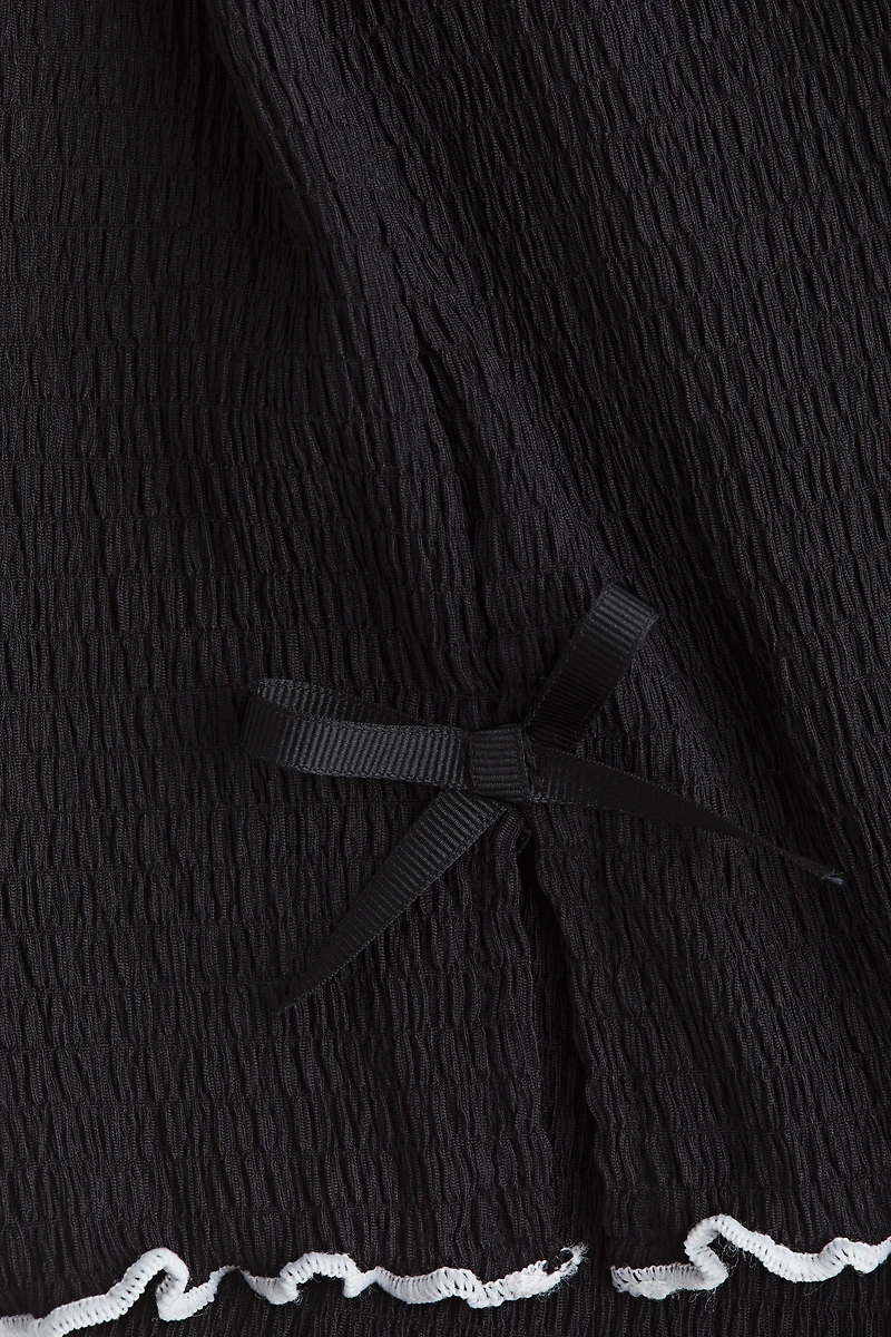 Bow-Detail Top