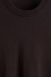 Chandail classique en tricot fin