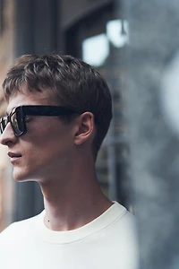 Slim Fit Fine-Knit Sweater