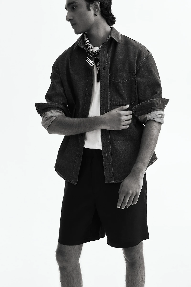 Relaxed-Fit Linen Shorts