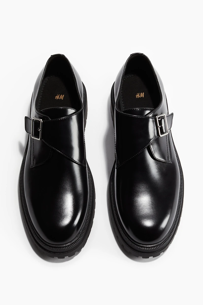 Chaussures à boucle avec semelle épaisse