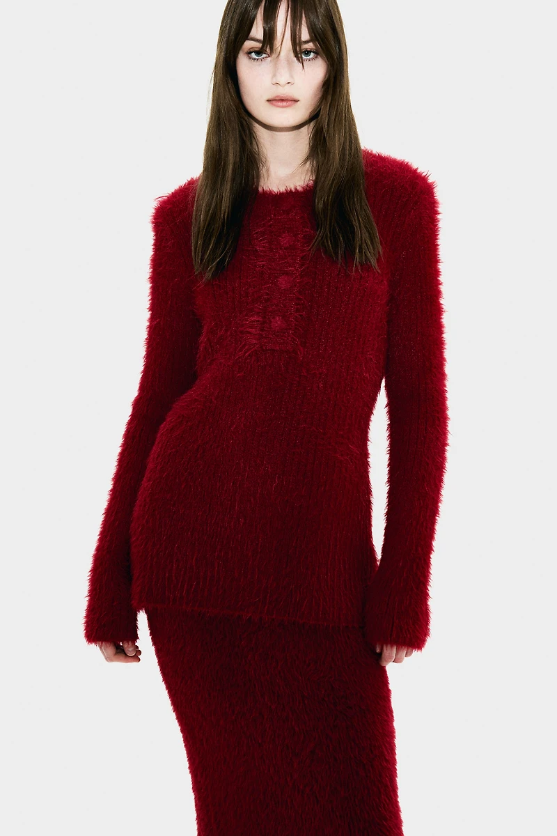 Chandail en tricot duveteux