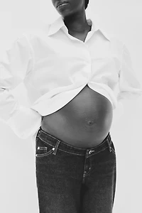 MAMA Straight Ankle Jeans