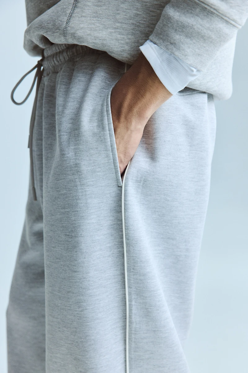 Loose-Fit Sports Joggers