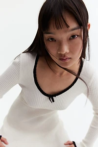 Robe moulante en tricot côtelé