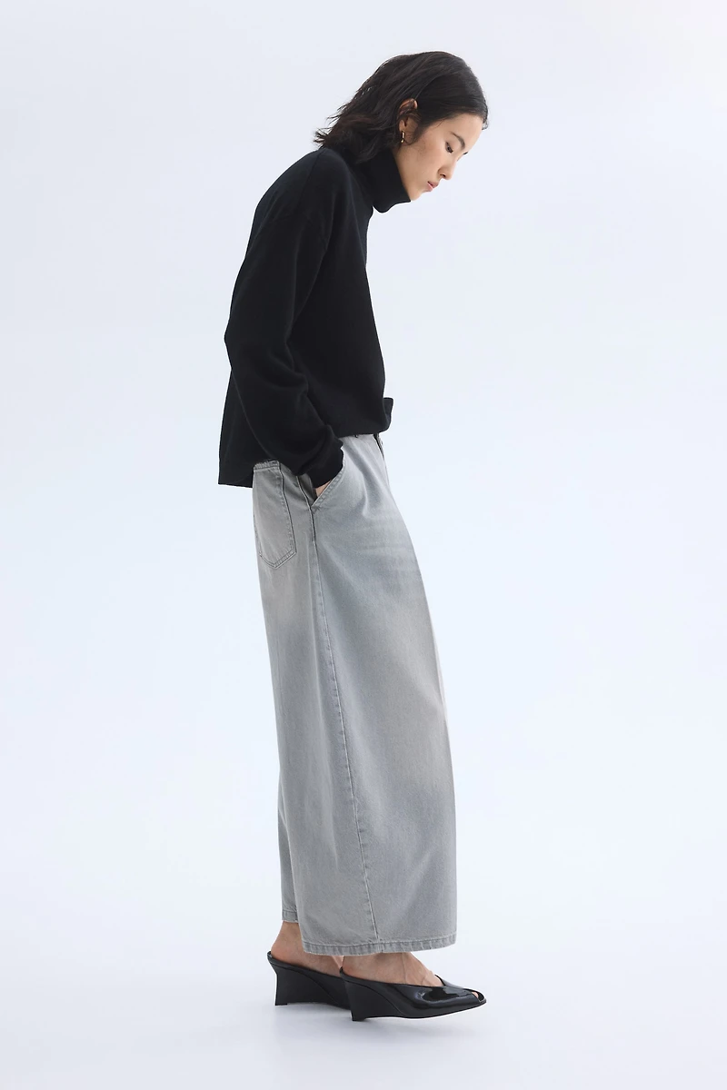 Barrel Leg Regular Waist Jeans